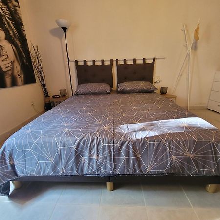 Logement Entier Et Calme 55M2 Avec Spa - Sauna Et Borne De Recharge 7Kw Apartment Meyreuil Ngoại thất bức ảnh